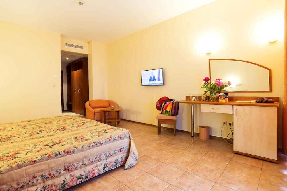 Ljuljak Hotel Sables d'or Extérieur photo