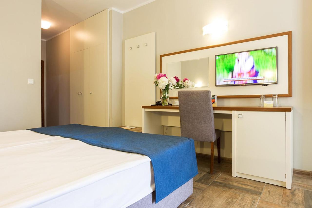 Ljuljak Hotel Sables d'or Extérieur photo