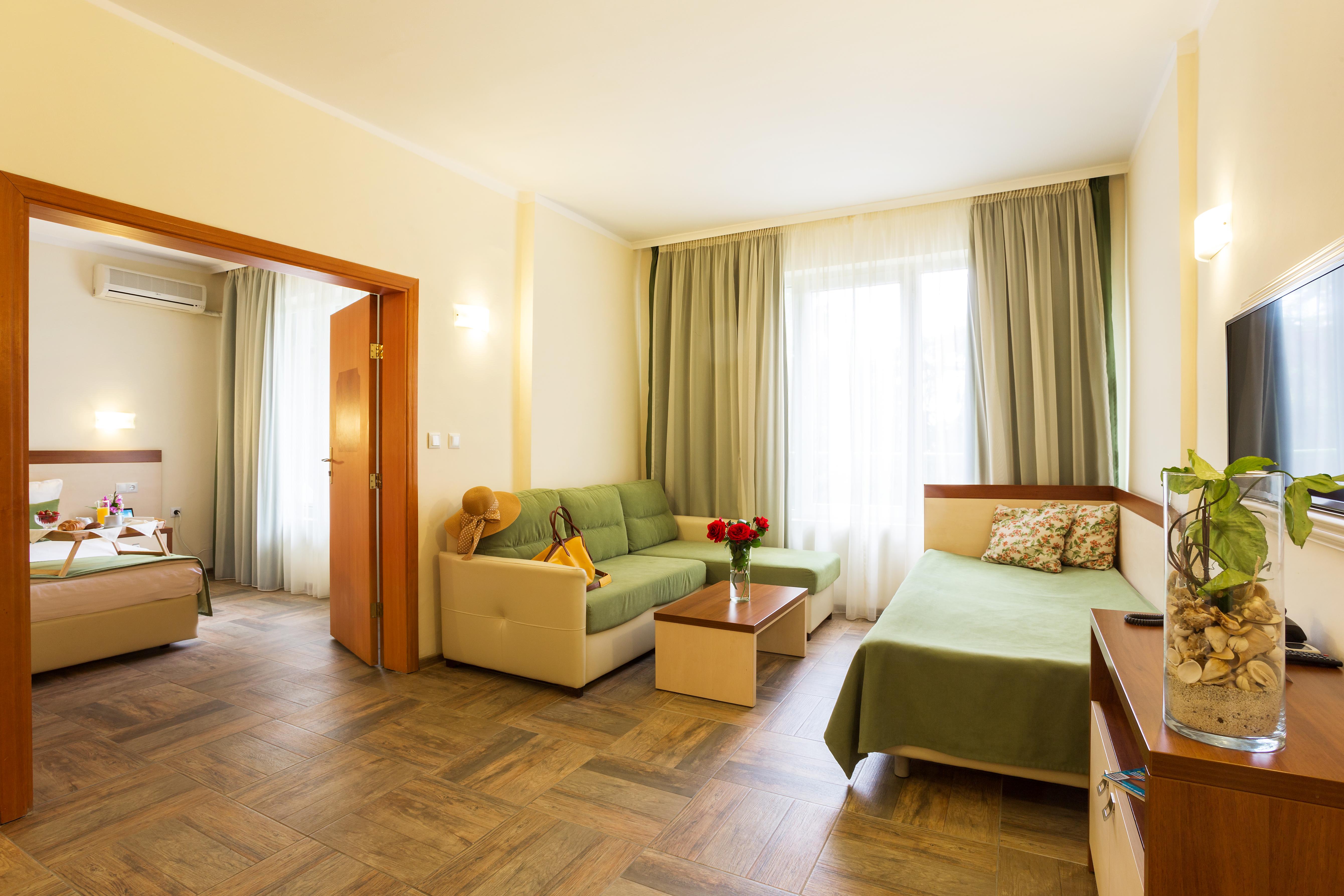 Ljuljak Hotel Sables d'or Extérieur photo