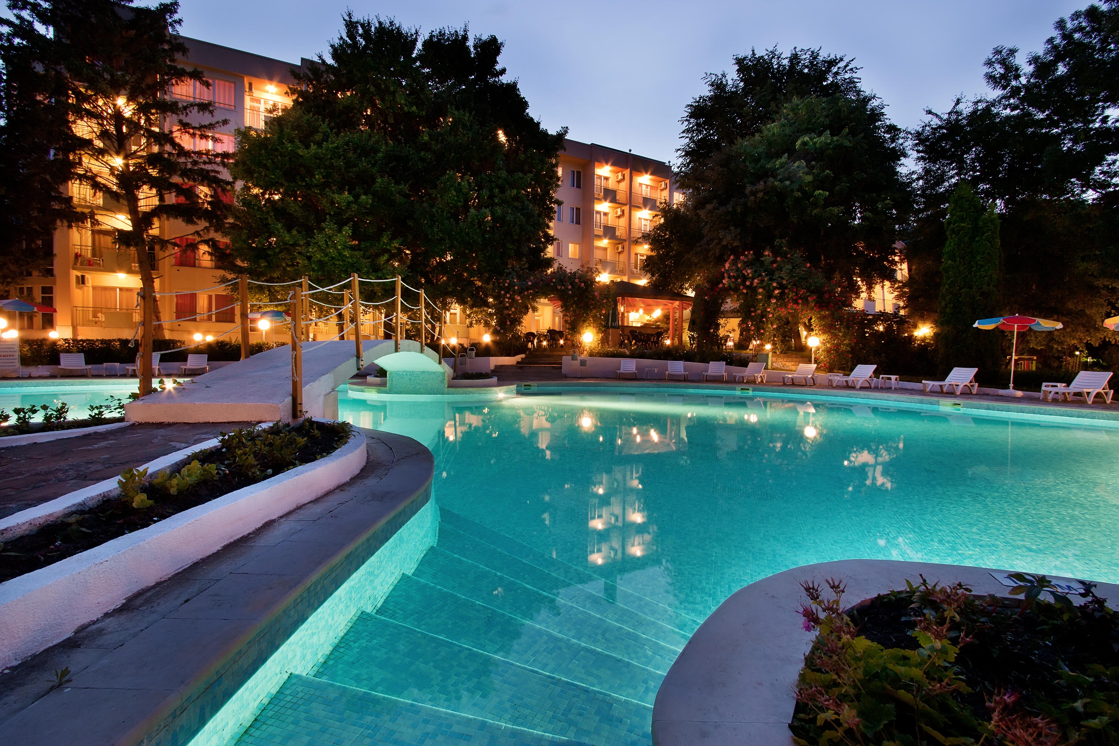 Ljuljak Hotel Sables d'or Extérieur photo