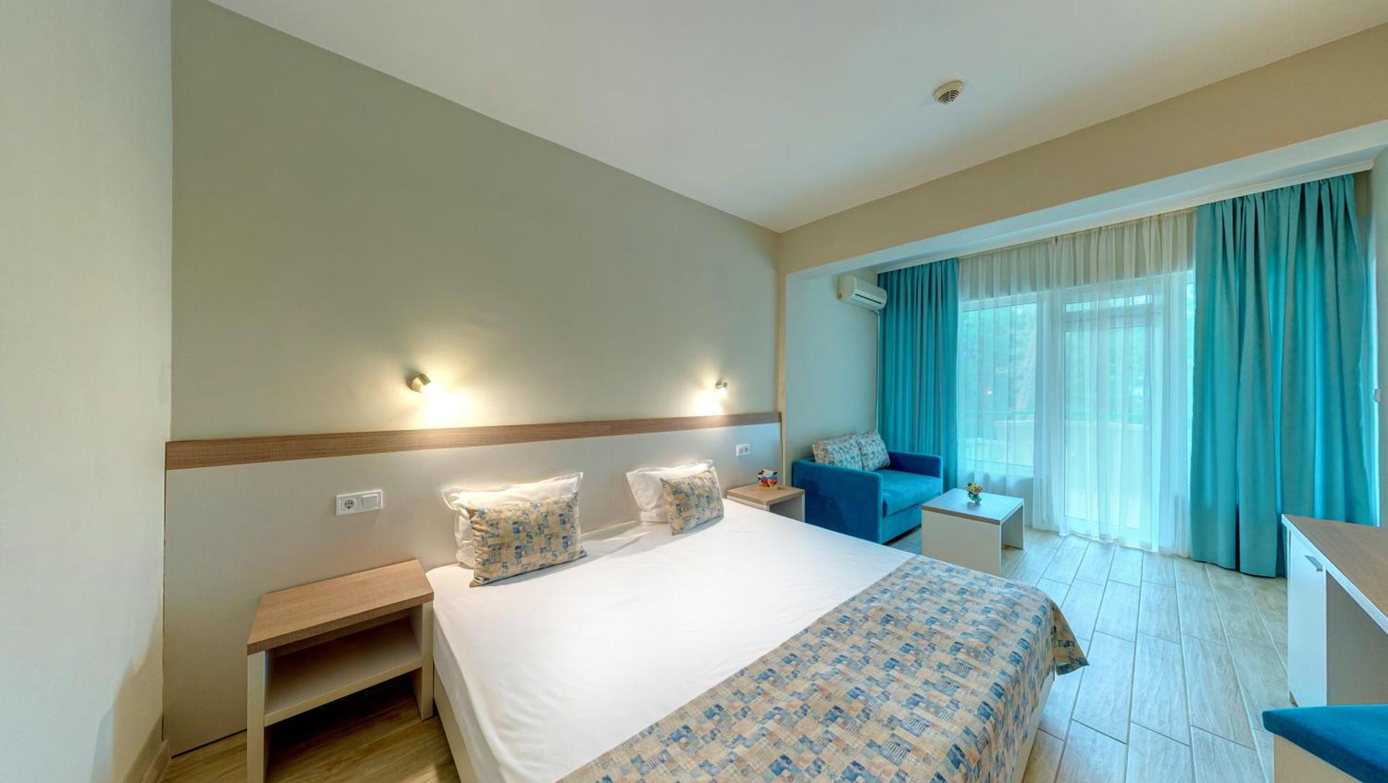 Ljuljak Hotel Sables d'or Extérieur photo