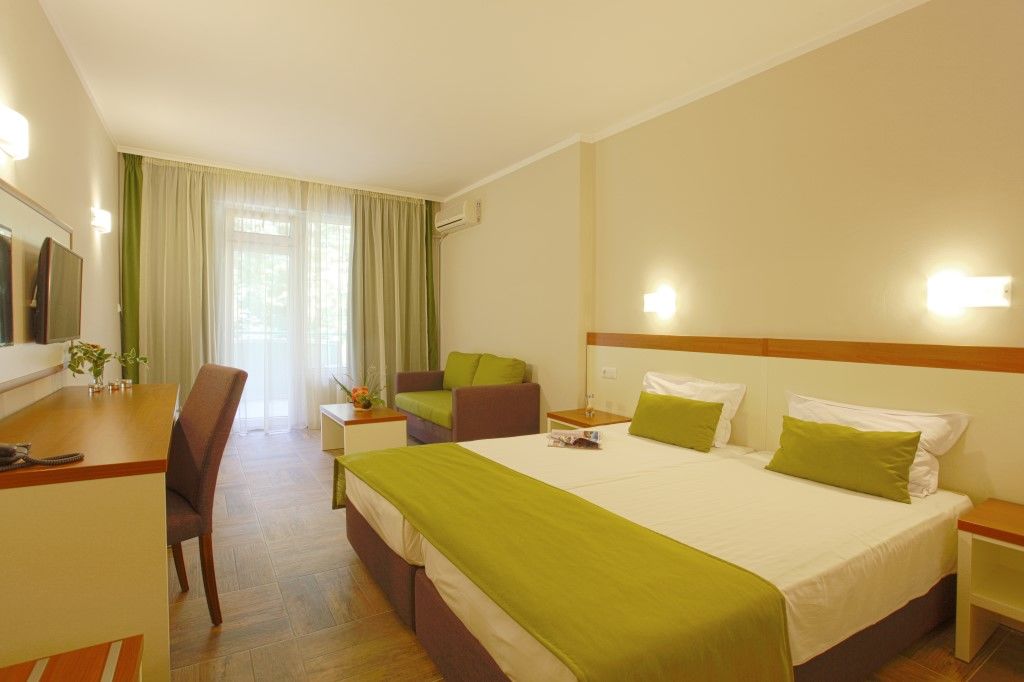 Ljuljak Hotel Sables d'or Extérieur photo