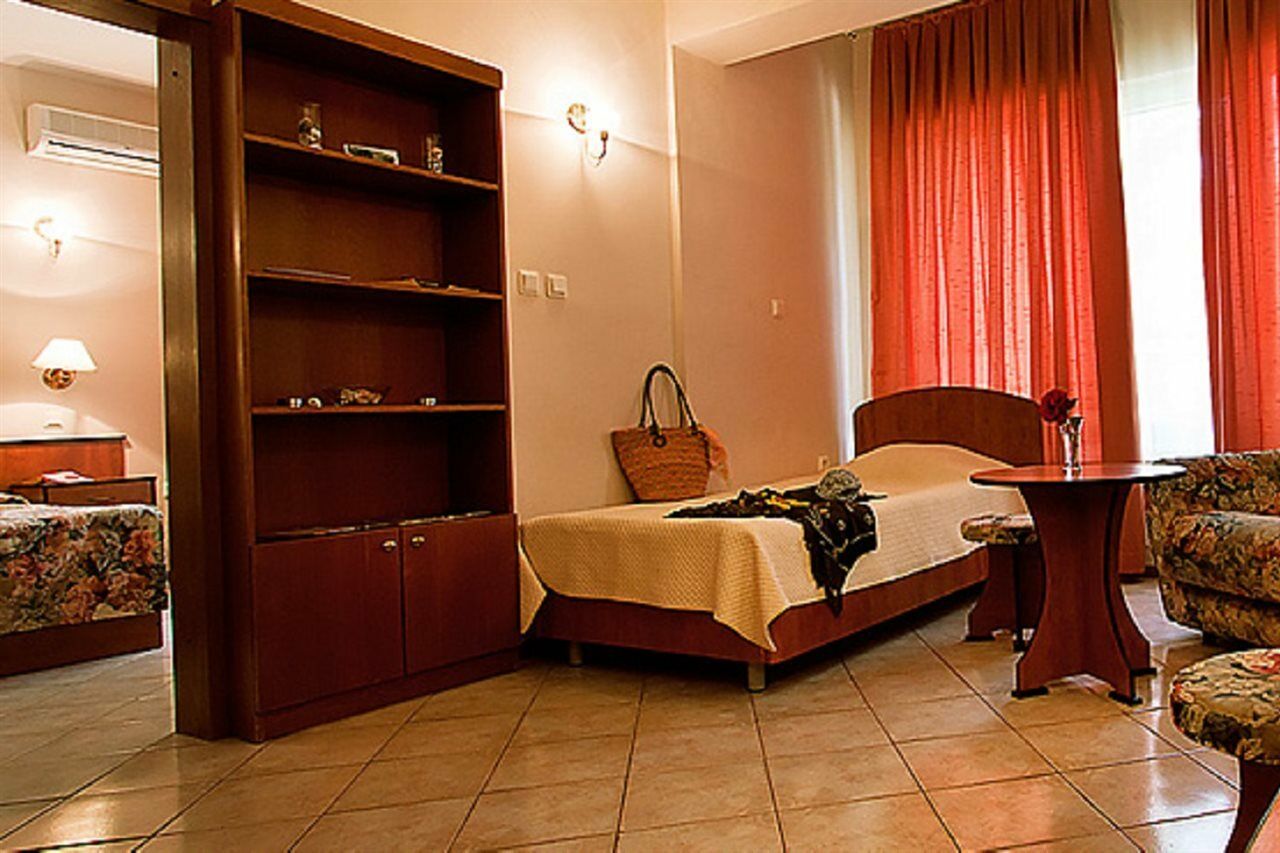 Ljuljak Hotel Sables d'or Extérieur photo